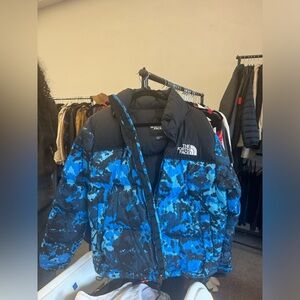 North face puffer jacket